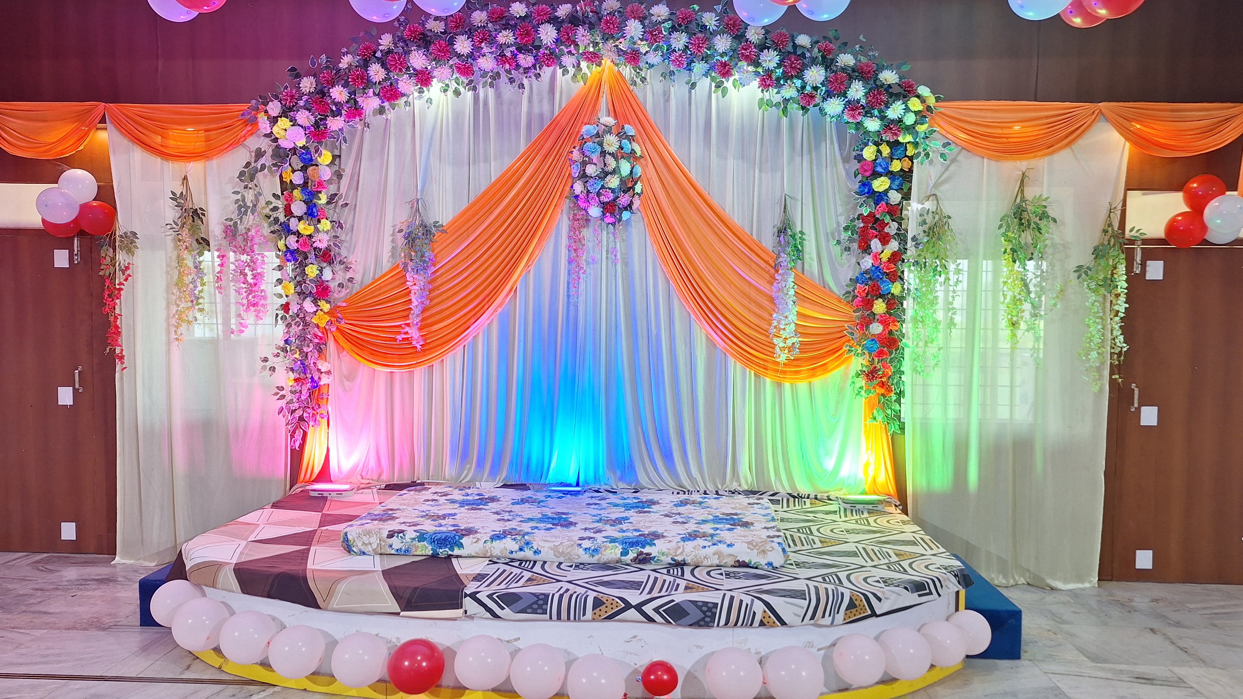 Banquet Hall - Aisle