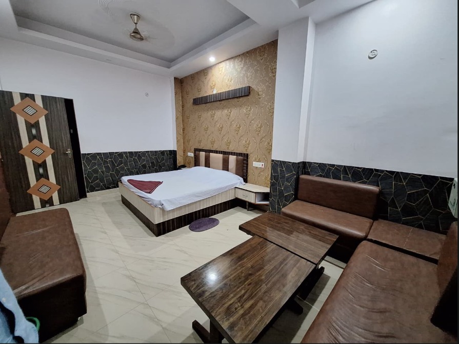Super Deluxe Room